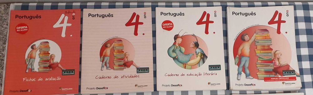 Project Challenges: (Santillana) - 9 Books - 4th Grade64586201483777121