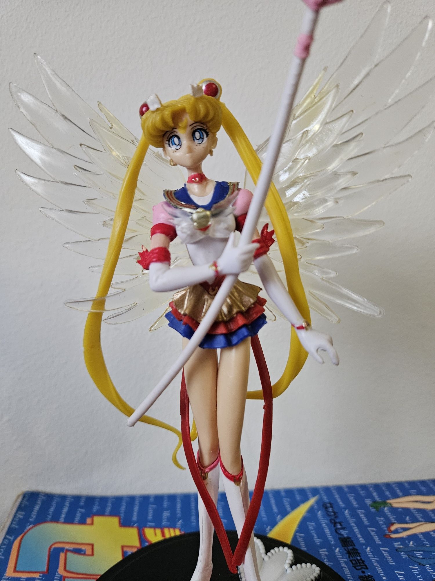 Eternal Sailor Moon - Figura 16cm