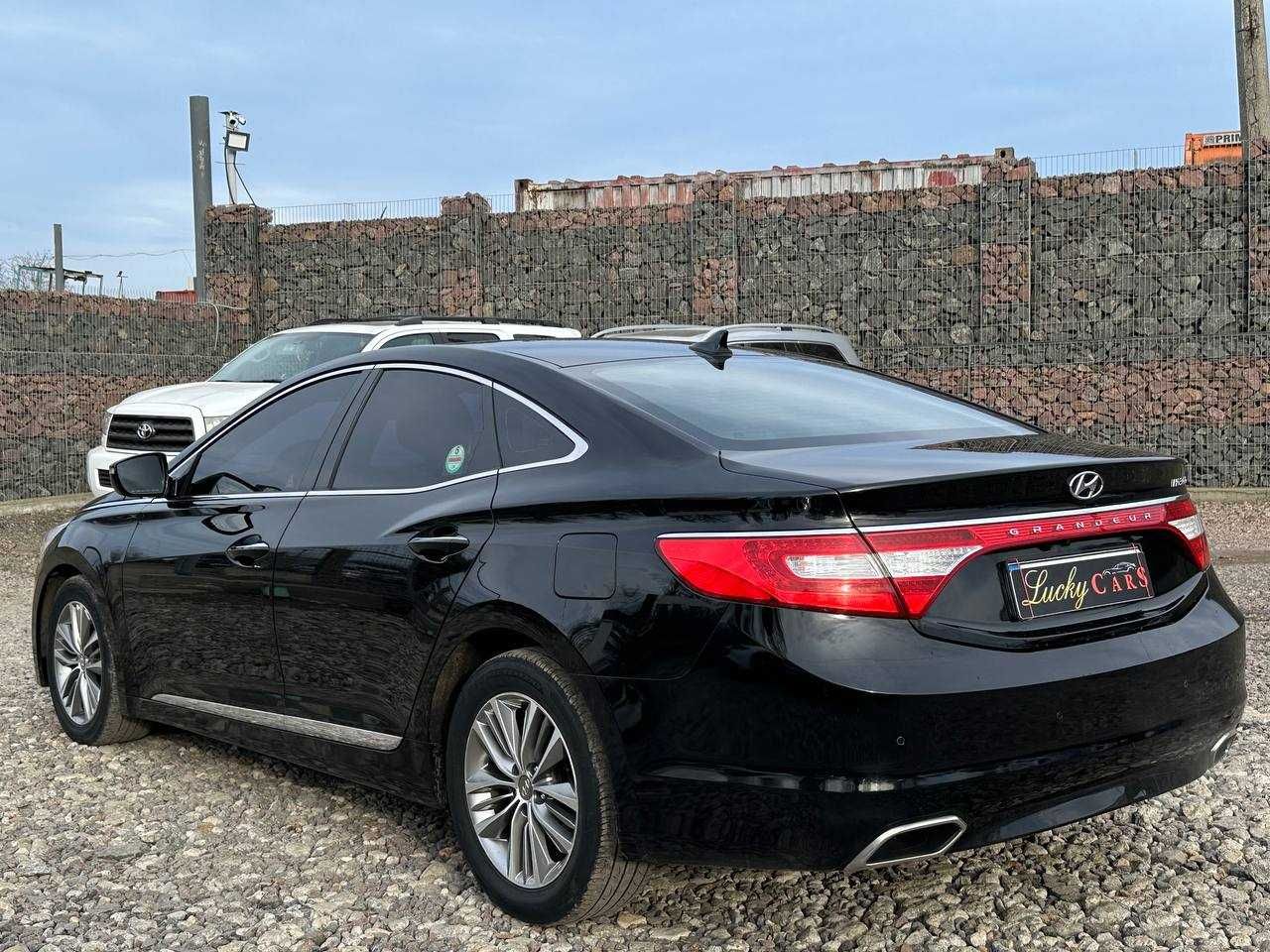 Авто Hyundai Grandeur 2015