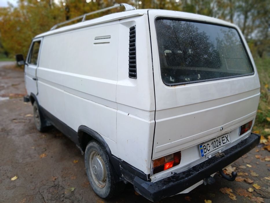 Бус VOLKSWAGEN TRANSPORTER 1.6 дизель в хорошому стані