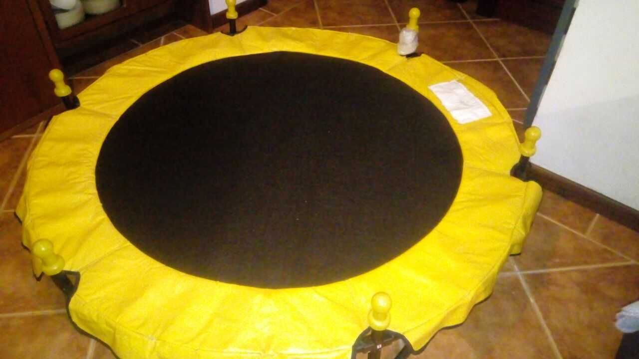 Trampolim Criança c/Rede p/Saltos em Segurança até 50 Kg