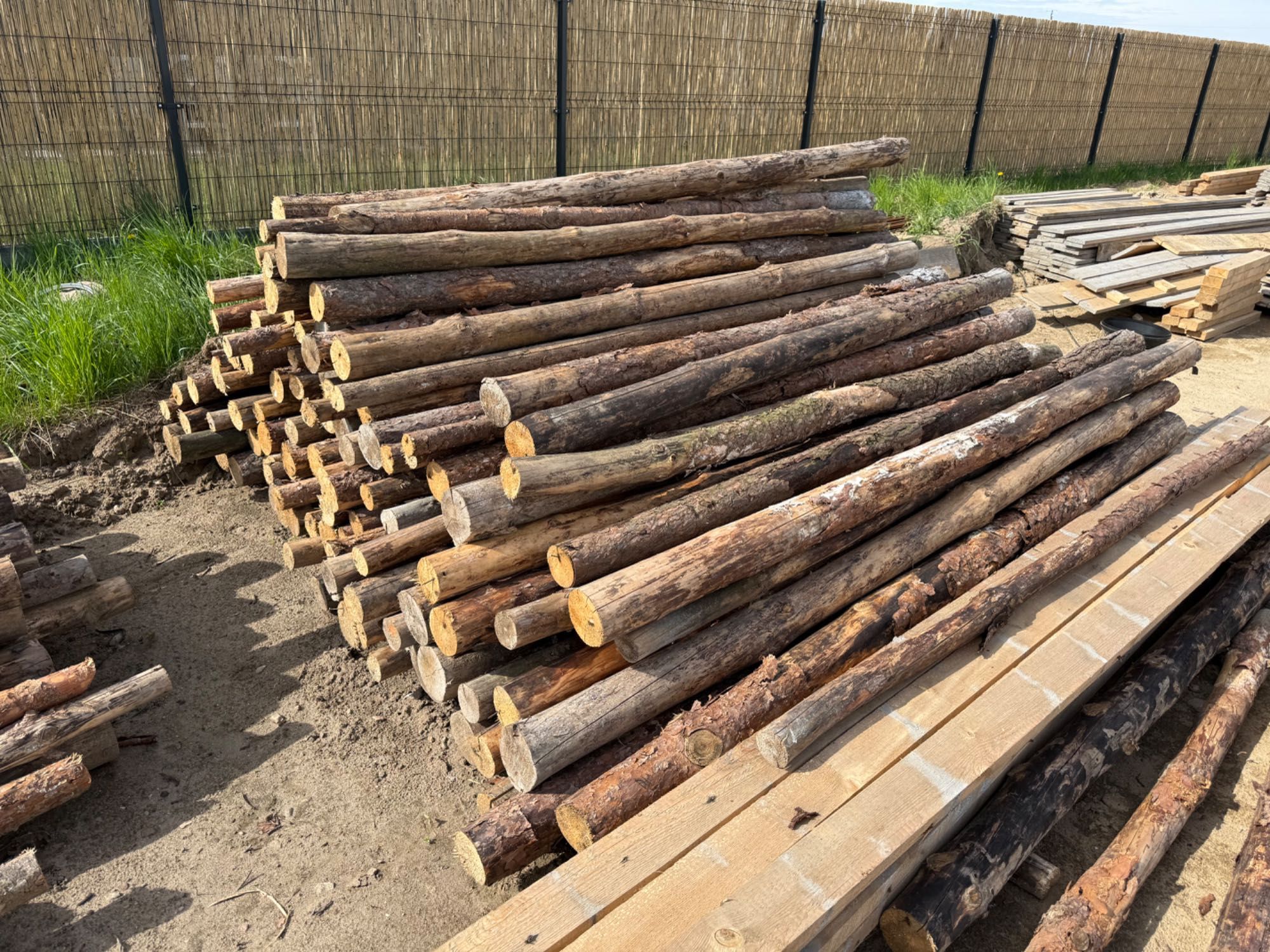 Stemple budowlane od 2,5 m do 3,00 m oraz bigi