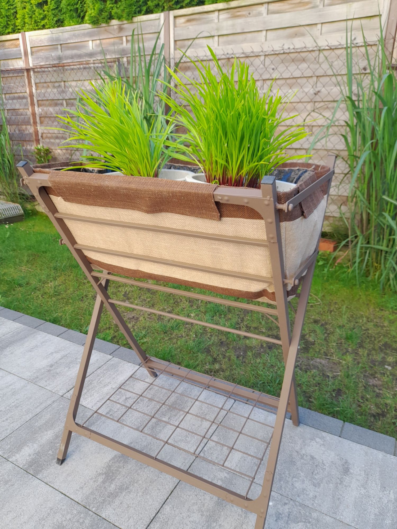 Kwietnik Metalowy rabata z plandeką wys.91cm szer.66cm