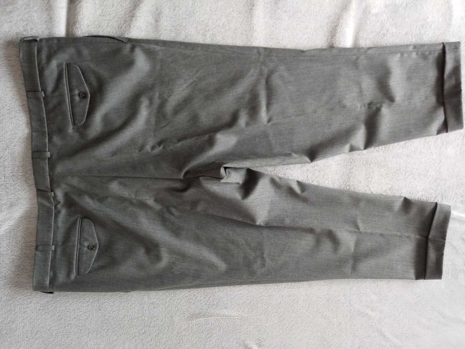 Sprzedam spodnie jasnoszare pas 120cm