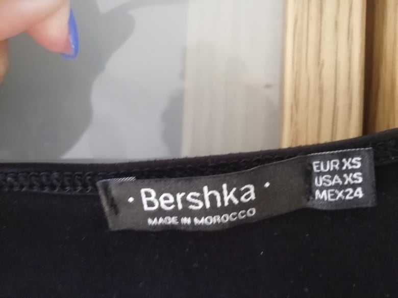 Blusa preta Bershka