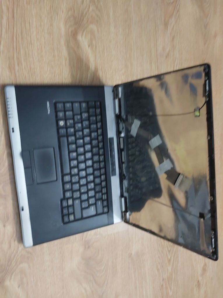 Laptopy i części