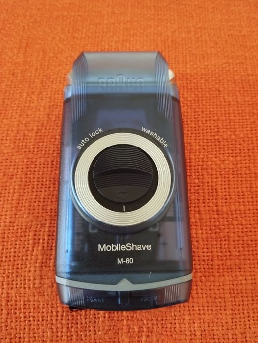 Braun мобильная электро бритва