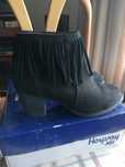 Botins pretos de senhora tamanho 39