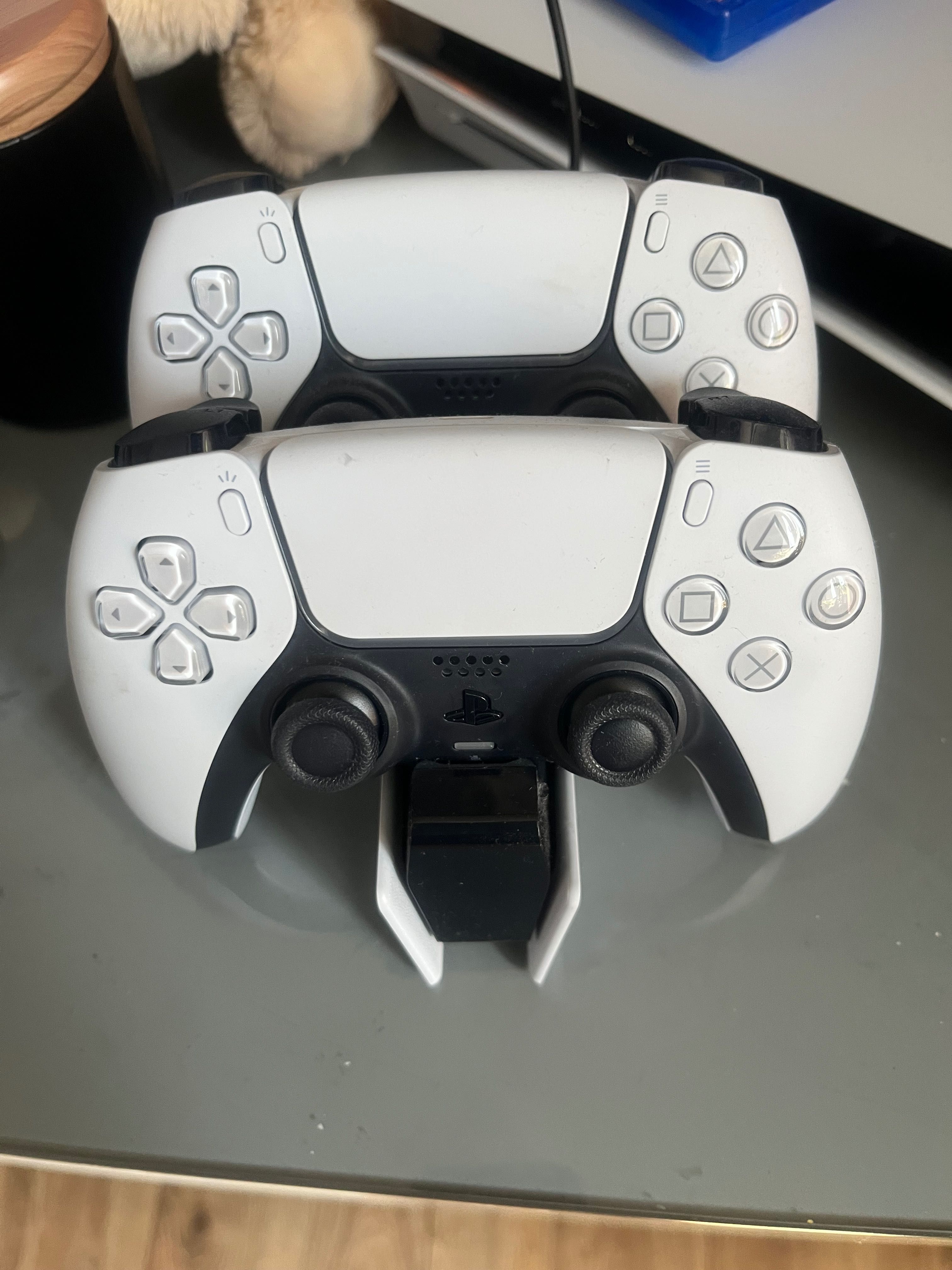 Sprzedam Play Station 5
