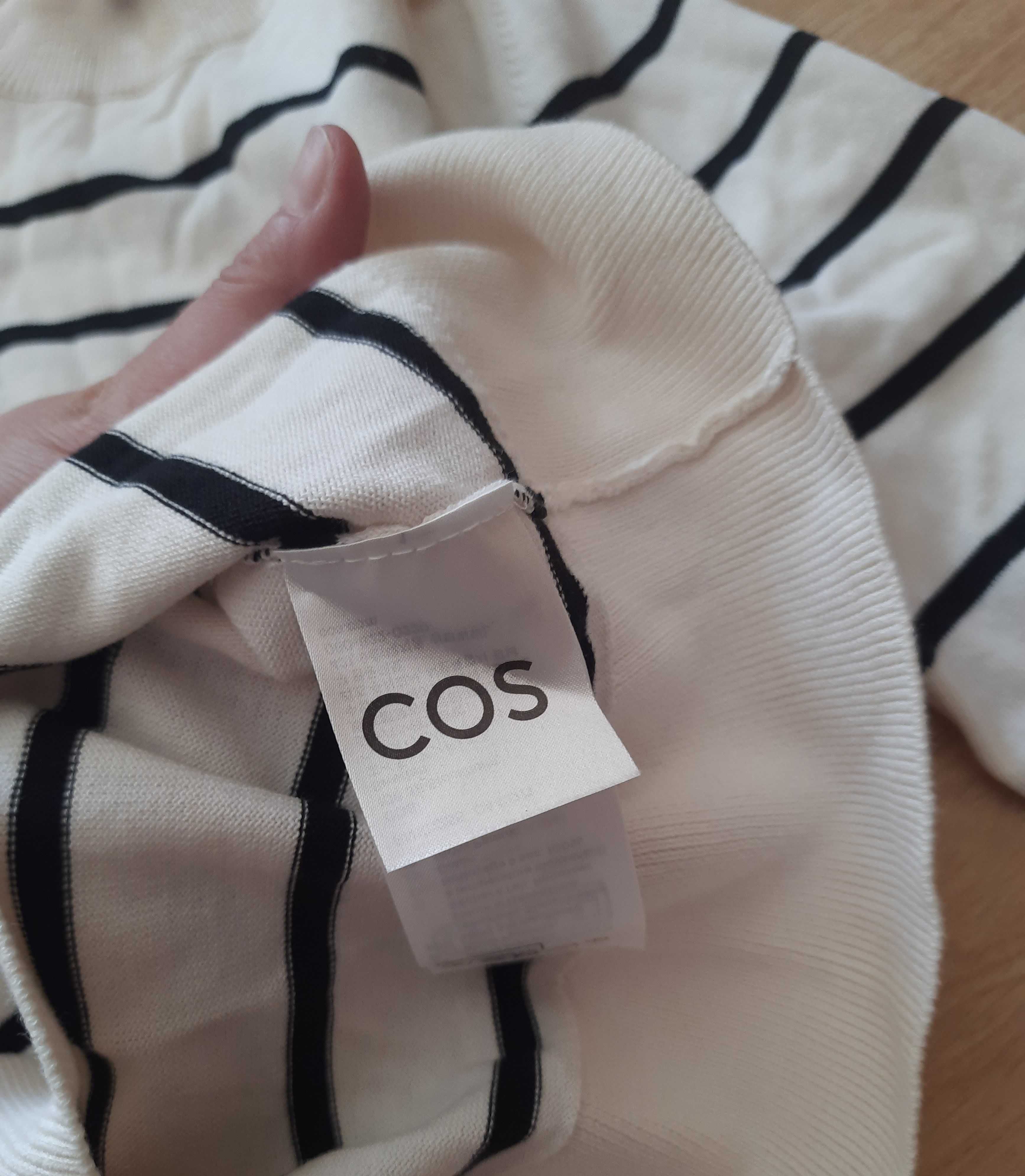 на подарунок дівчині Cos