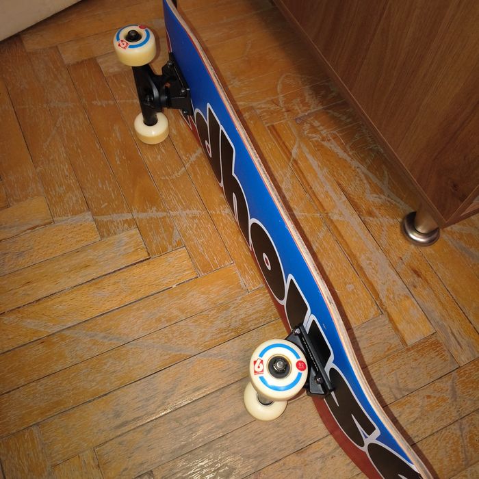 Продам скейт від Американського бренду birdhouse в розмірі 8.0