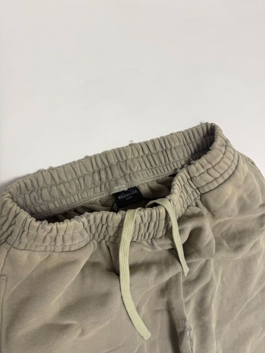 Штаны спортивные бегги Balenciaga grafity pants