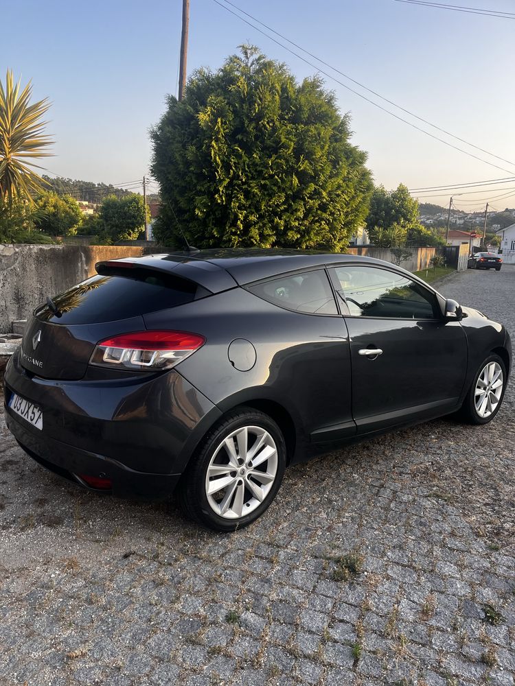 Renault Megane Coupe 2.0 DCi 160cv
