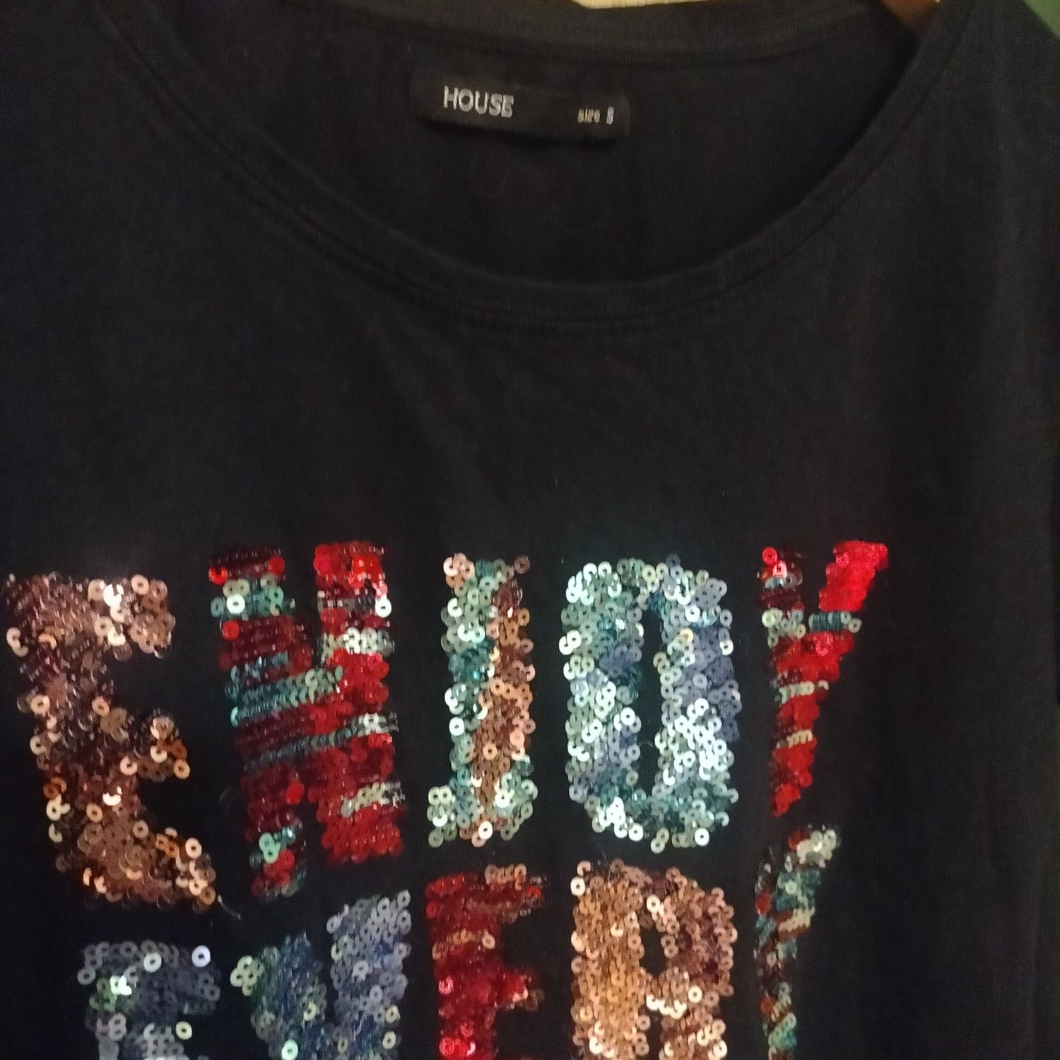 Bluzka koszulka House krótki rękaw t shirt cekiny napis S