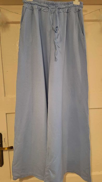 Spodnie dresowe szerokie. Kuloty. Uniwersalne.