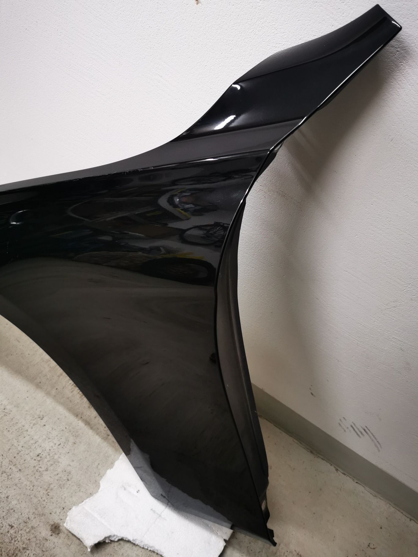 Przedni błotnik BMW F30 2013 M PAKIET