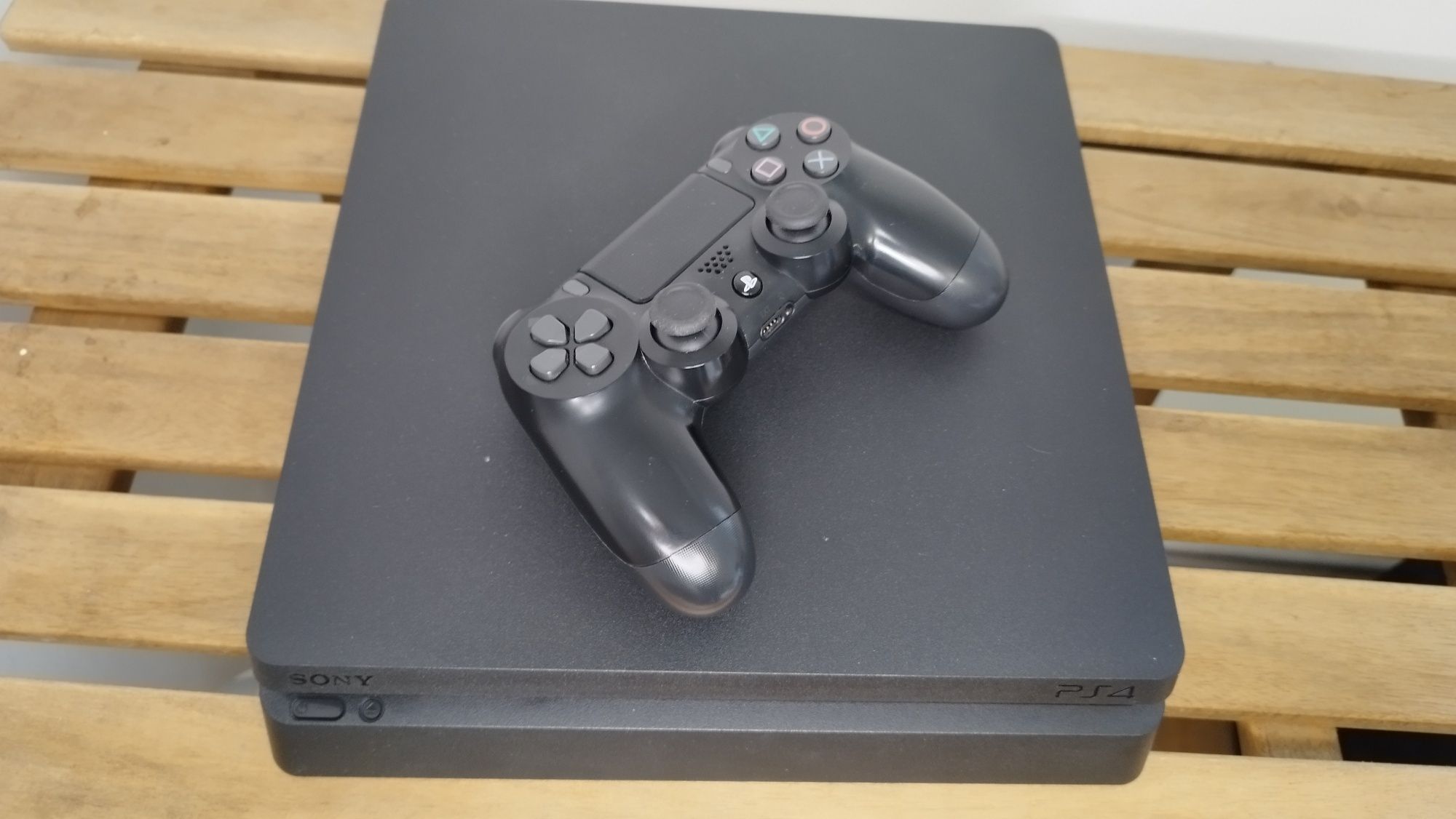 Konsola PlayStation PS4 500gb