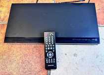 Odtwarzacz DVD Samsung DVD-C550