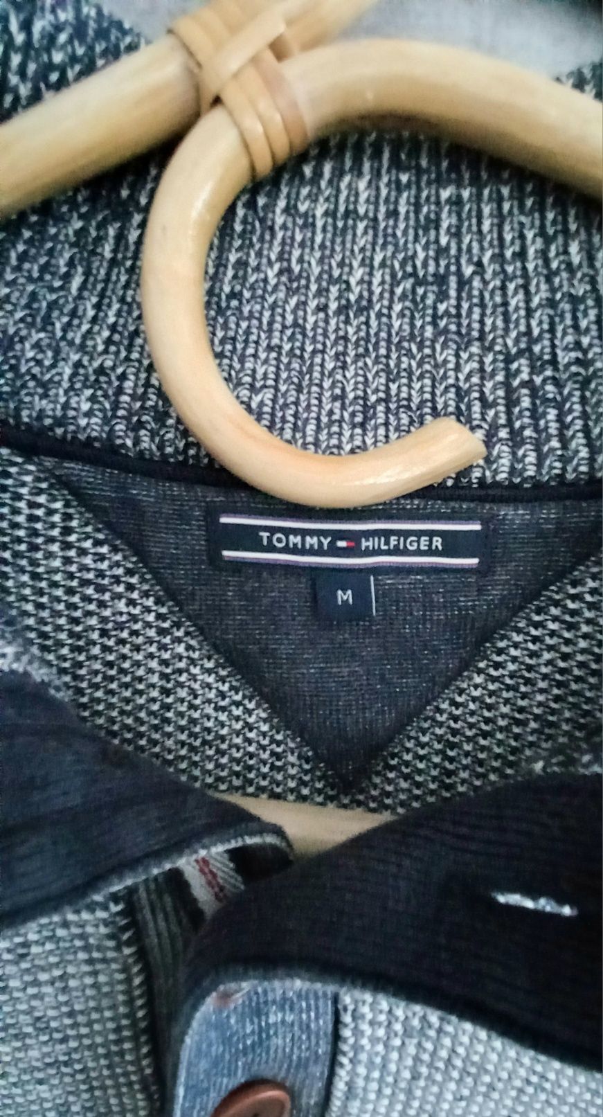 Sweter bluza Tommy Hilfiger, rozmiar M. Stan bdb.