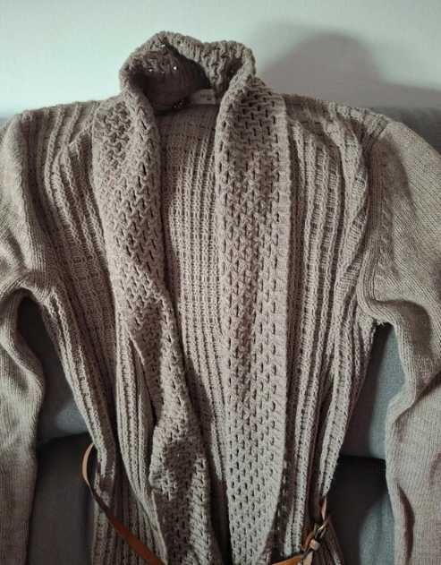 Casaco de malha taupe