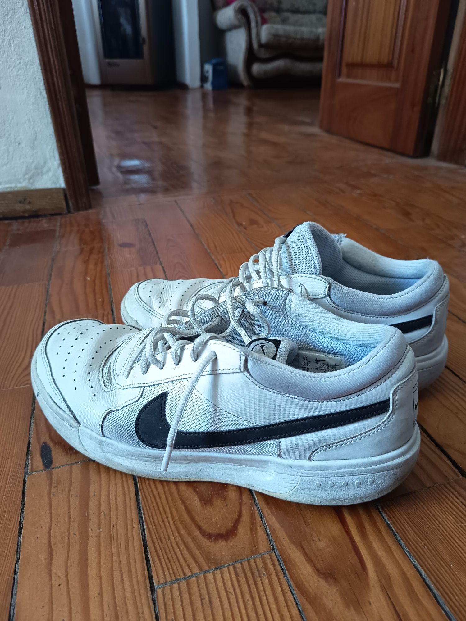 Sapatilhas Nike, ideais para praticar desporto como tênis