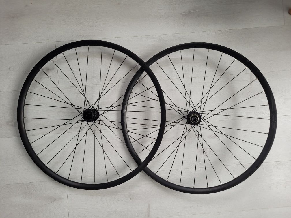 Zestaw kół 700C 28" koła rowerowe MERIDA comp sl alexrims, piasty VP