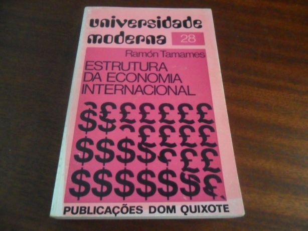 "Estrutura da Economia Internacional" de Ramón Tamames