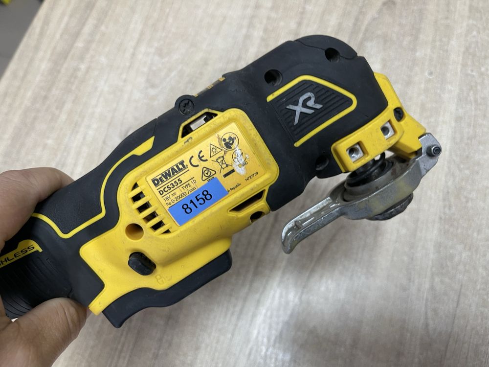 Dewalt DCS355 / вживаний безщітковий реноватор Девольт