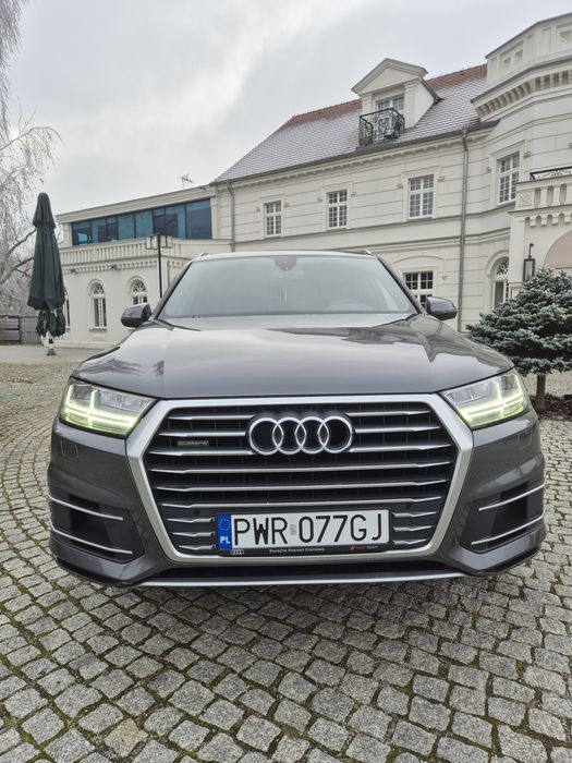 AUDI Q7 4M0 2019 2.0TFSI