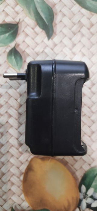 Зарядка для батареек АА