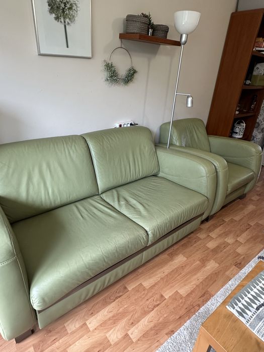 Komplet z naturalnej skóry (2+1) rozkładana kanapa i dwa fotele