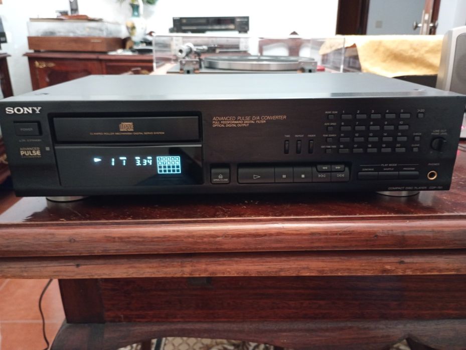 Leitor de CD Sony CDP-761