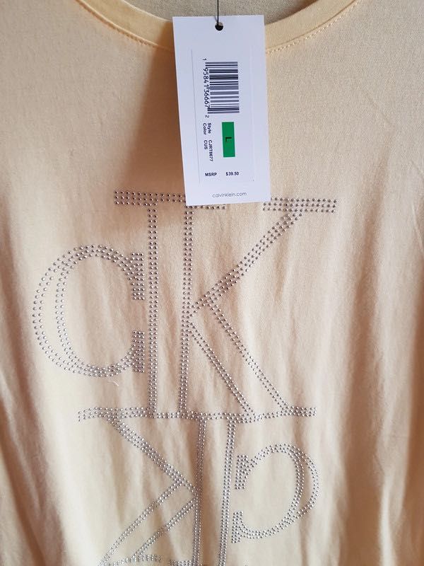 Tshirt Calvin Klein (nova com etiqueta)