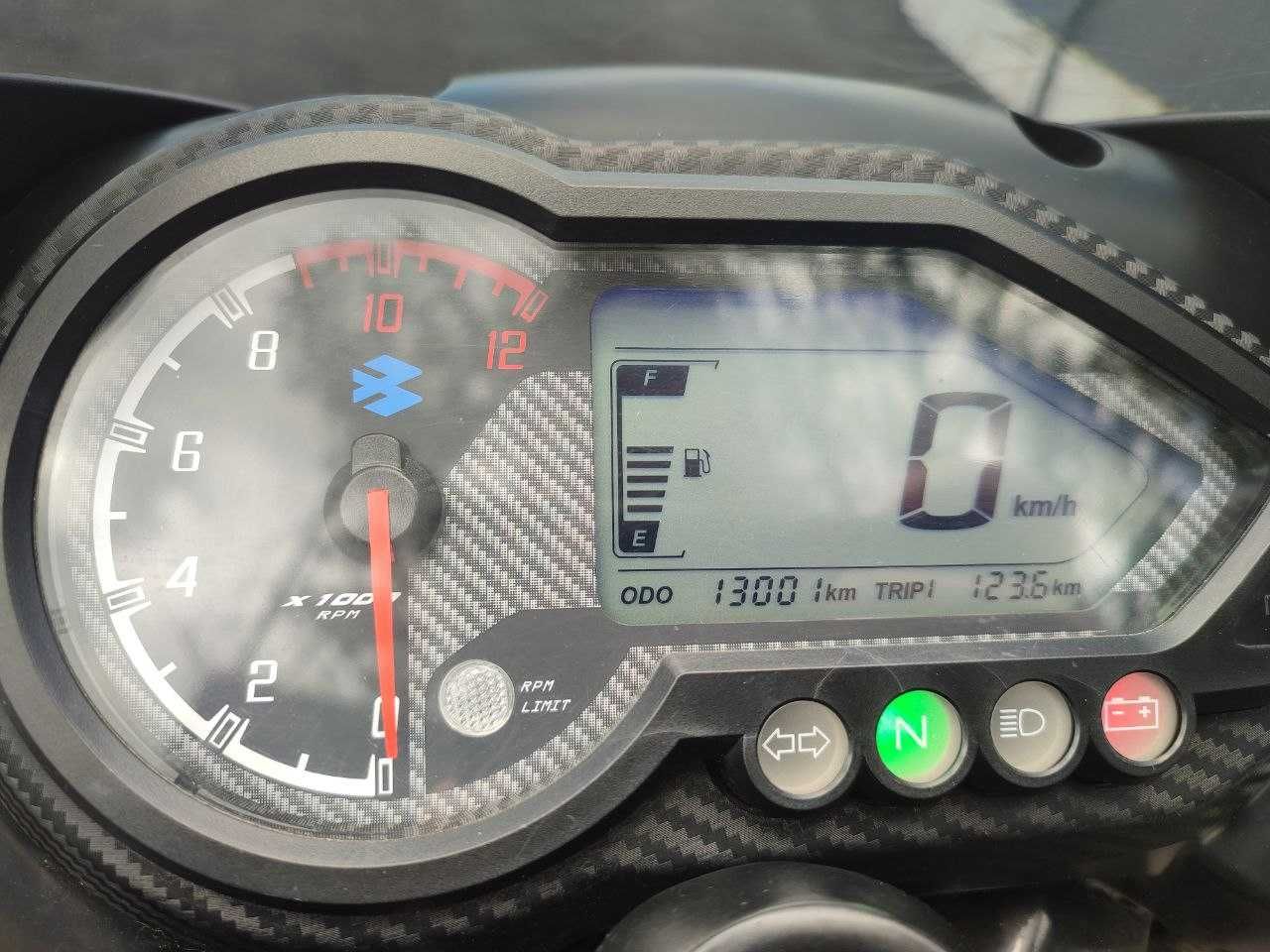 Bajaj Pulsar 180 2021