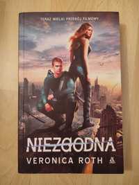 Veronica Roth Niezgodna okładka filmowa książka powieść młodzieżowa