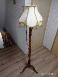 Lampa drewniana stojaca