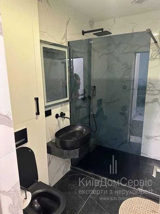 продам 3 кімн квартиру 107 м² з ремонтом ЖК Кампус Солом'янський