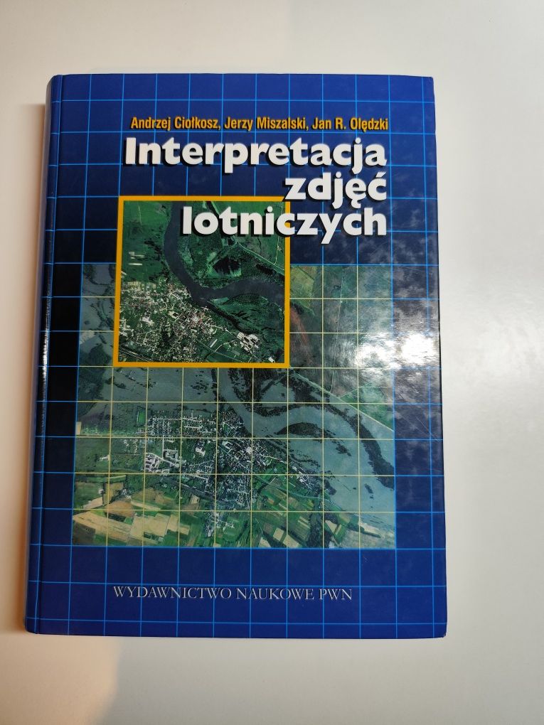 Interpretacja zdjęć lotniczych PWN książka naukowa samoloty