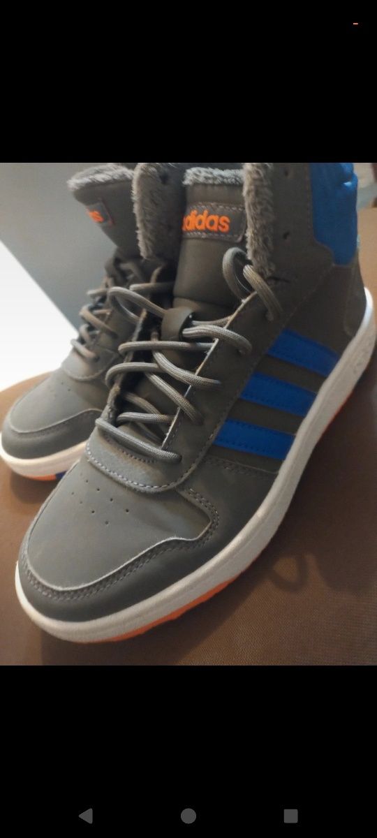 Buty ocieplane dla chłopca