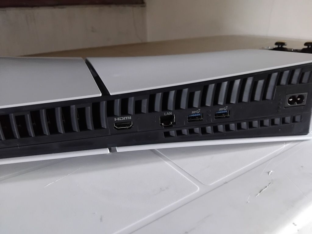 Ps5 Digital + monitor