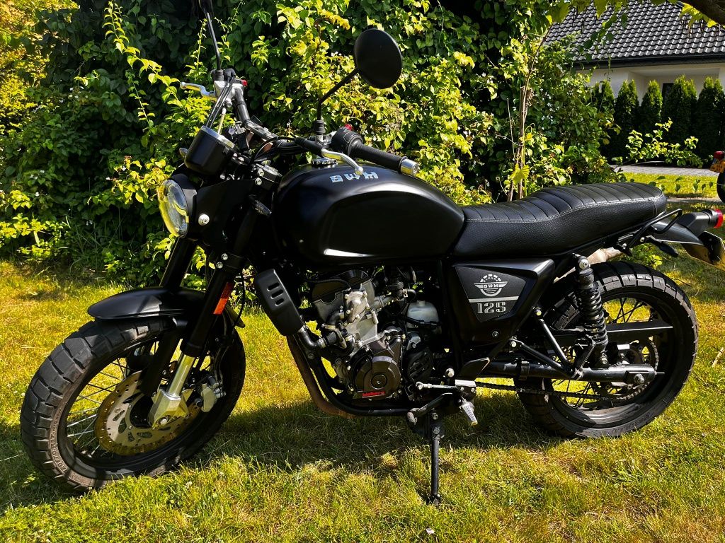 SWM 125 scrambler 15km