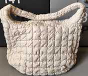Pikowana torba shopper typu crossbody COS