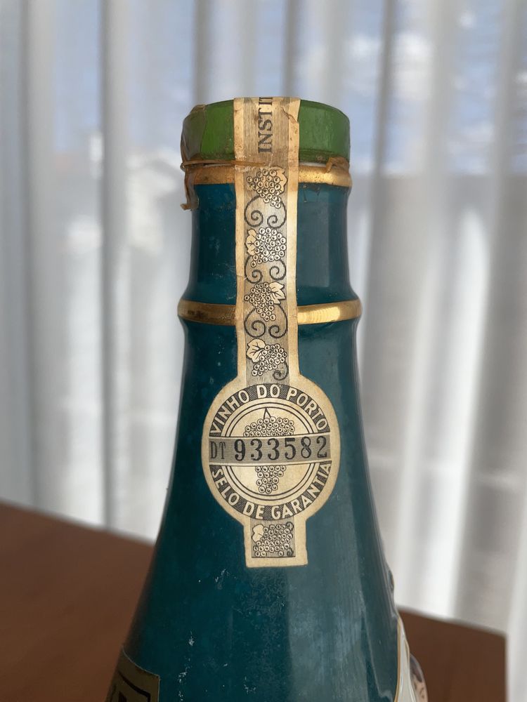 1963 Vintage Green Port Bottle by C. Da Silva Oporto (A Valorizar)