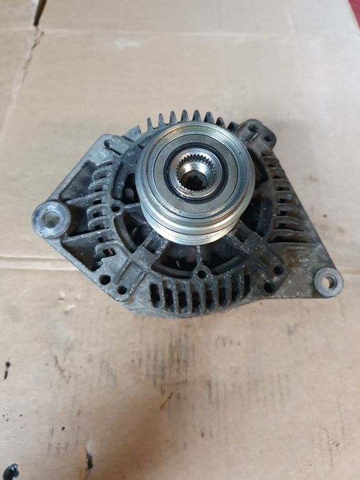 Alternator Volvo 1.9Dti v40/s40 Renault