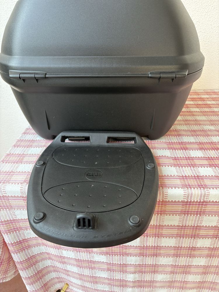 Topcase kappa como nova com base