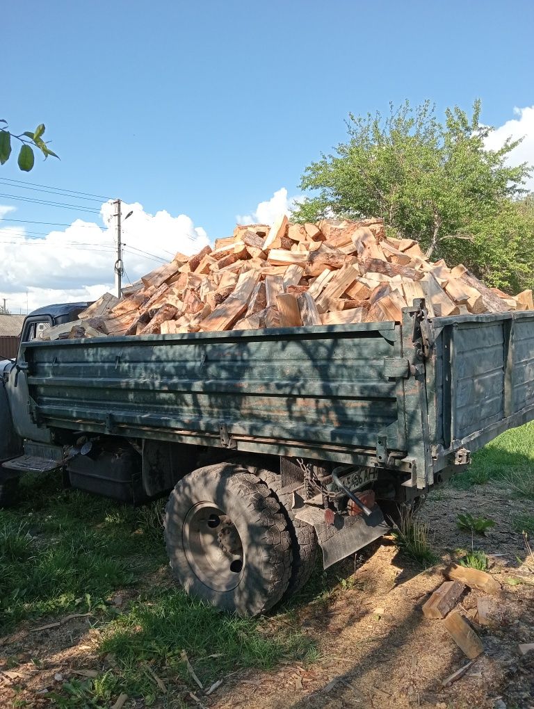 Дрова. Дуб , Акция, Ясень. Рубаные, Метровка. Доставка