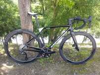Merida com rodas carbono e 105 di2