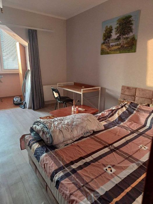 Сдам кухню студию и спальню на ул.Дюковская!