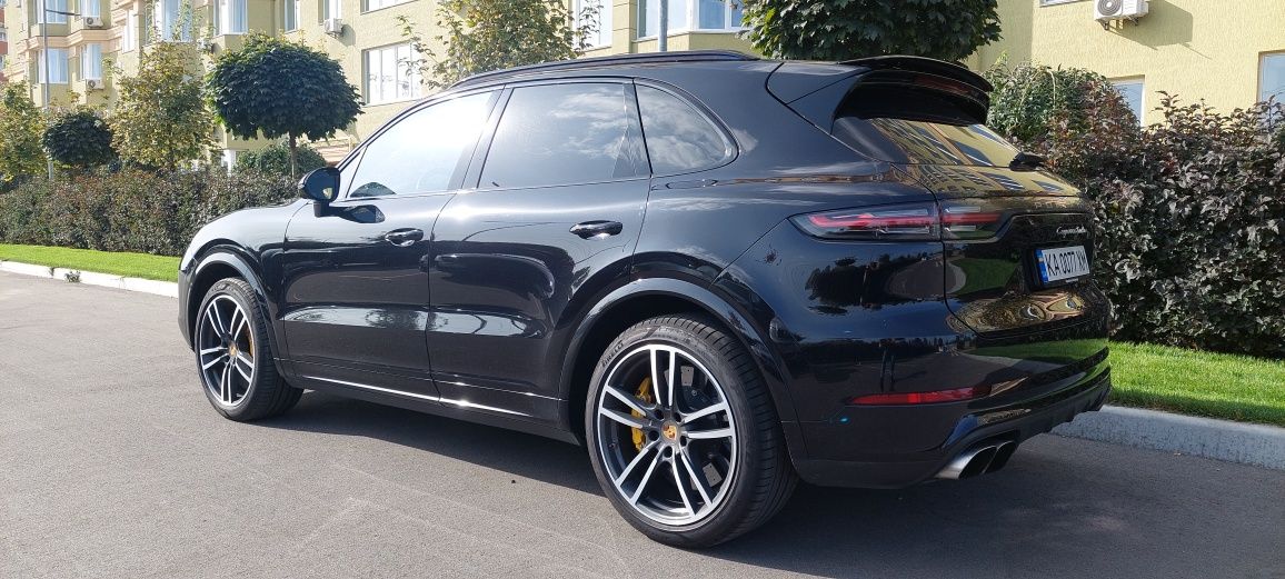 Porsche Cayenne Turbo 4.0 (650к.с / 900 Нм)