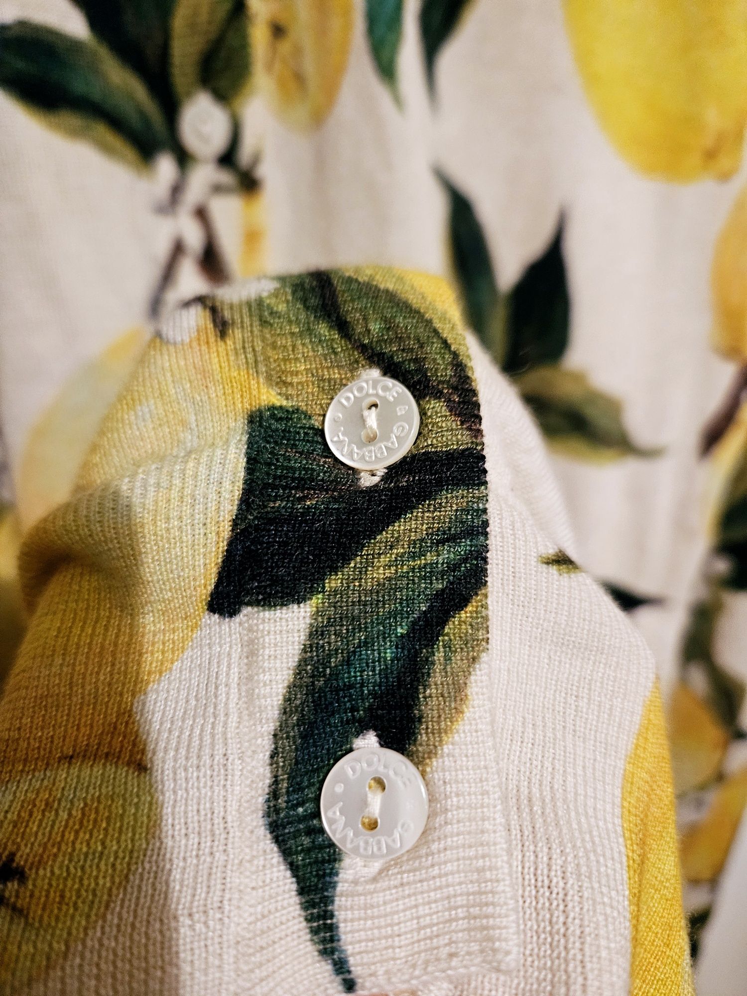Kremowy sweter top Dolce Gabbana cytryny kaszmir
